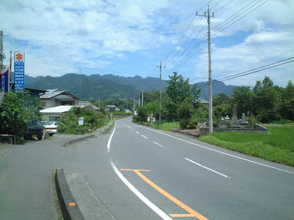 DSCF0018.JPG - 35,418BYTES