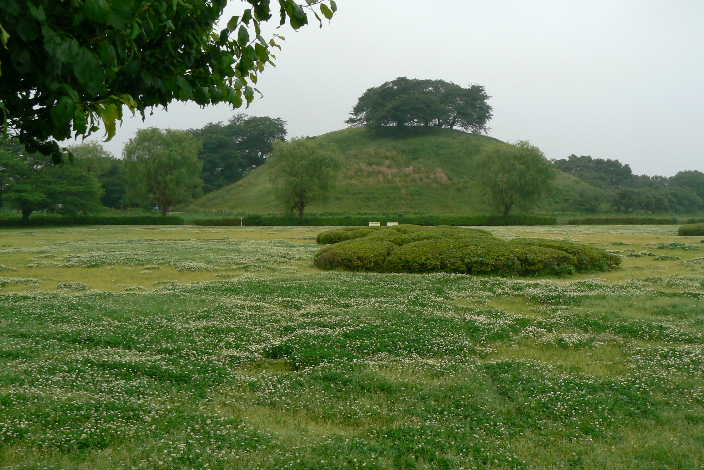 P1080330.JPG - 57,977BYTES