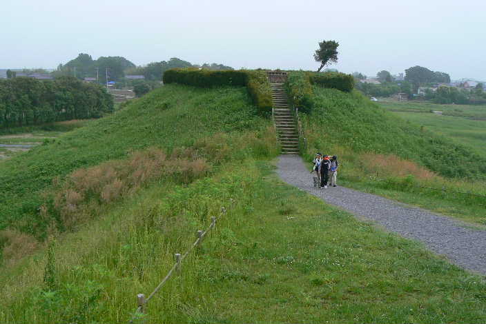 P1080339.JPG - 44,743BYTES