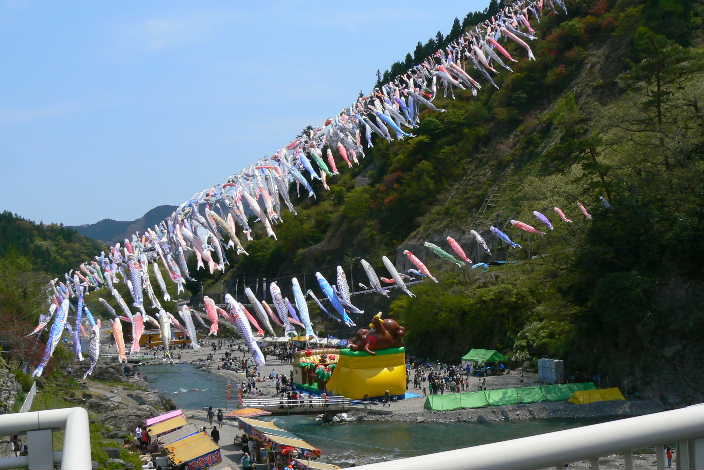 P1090981.JPG - 56,410BYTES