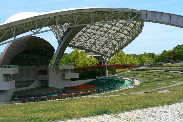 P1120968-1.JPG - 10,962BYTES